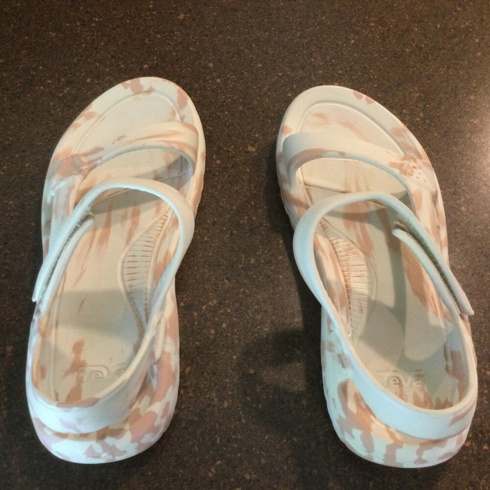 Teva Unisex-Adult Kids Hurricane Drift Sandal sz 11 in Maple Sugar Swirl pattern